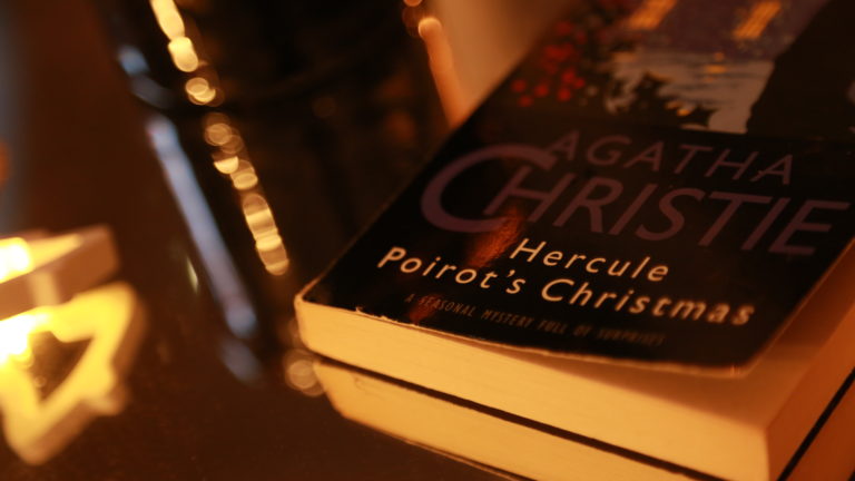 Quiet Evenings with Hercule Poirot : Gentleman Detective at Christmas