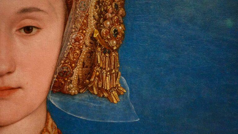 A Woman Alone in Paris: Lessons from French Writers