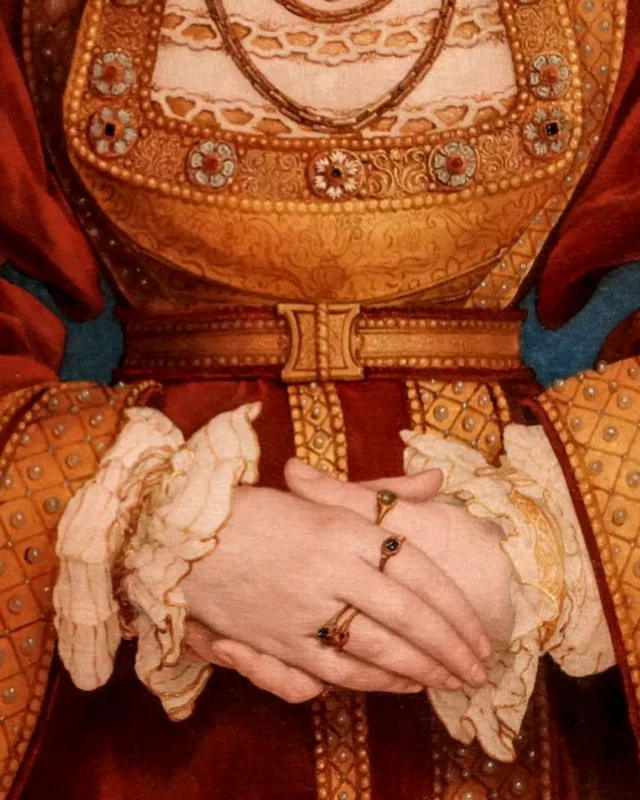 What if solitude isn't loneliness—but a rendezvous with yourself ?

French writers have always known this. Duras called solitude a form of freedom. Colette despised anyone who stole her alone time without offering real companionship in return. De Beauvoir wrote about how women were historically denied this luxury—the simple right to be unavailable.

I've discovered my sacred spaces in Paris—a museum where history whispers through empty salons, a parlour where strangers become temporary companions, a place where collective joy amplifies solitude instead of erasing it.

Each visit reminds me: solitude requires courage. The courage to disappoint expectations. To stop performing. To simply be without an audience.

This November, what if you made an appointment with yourself?

Read about my Parisian rituals of solitude & the writers who taught me to treasure being alone (link in bio)

"C'est dans la solitude que je me sens le plus vivante." — Alexandra David-Néel

* The image comes from the "Portrait of Anne of Cleves" by Hans Holbein the Younger at the Musée du Louvre.

#ParisLife #Solitude #FrenchLiterature #WomenWriters #LiteraryParis #RitualOfReading #SlowLiving #ParisianStyle #BookishLife #MindfulMoments